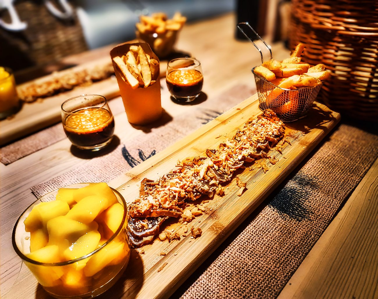Une planche apéritif préparée par la cuisine du domaine